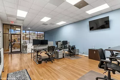 705 N Milwaukee Avenue, Chicago, IL 60642 - Photo 7