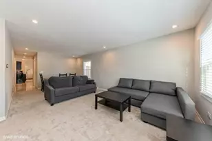 856 E Capri Dr, Palatine, IL 60074 - Photo 5