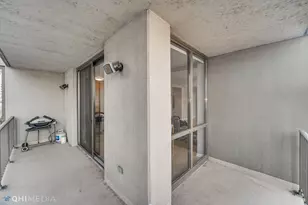 635 N Dearborn St, Chicago, IL 60654 - Photo 23