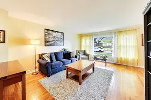 9324 Linder Ave, Morton Grove, IL 60053 - Photo 7