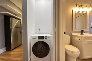 639 W Cornelia Ave, Chicago, IL 60657 - Photo 21