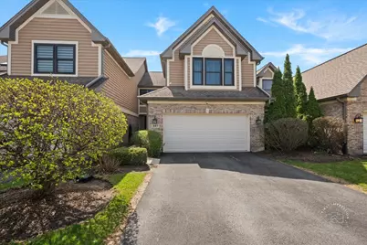 547 Rosebud Drive S, Lombard, IL 60148 - Photo 1