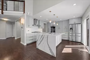 547 Rosebud Dr S, Lombard, IL 60148 - Photo 9