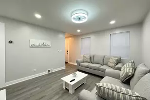 1937 W Grand Ave, Chicago, IL 60622 - Photo 13