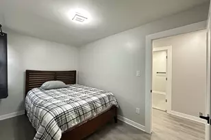 1937 W Grand Ave, Chicago, IL 60622 - Photo 13