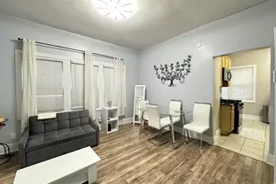 720 N Elizabeth St, Chicago, IL 60642 - Photo 13