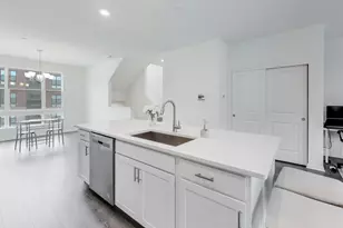 2251 Venture Dr, Schaumburg, IL 60193 - Photo 3