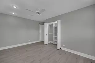 5 Wakefield Ln, Buffalo Grove, IL 60089 - Photo 27