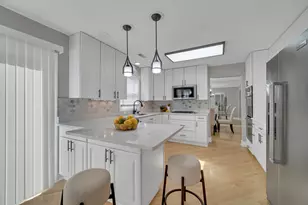 5 Wakefield Ln, Buffalo Grove, IL 60089 - Photo 15