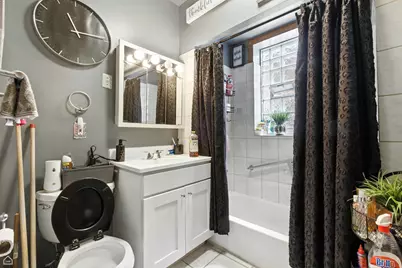 [Address not provided], Chicago, IL 60651 - Photo 9