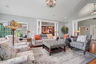 4106 Farhills Dr, Champaign, IL 61822 - Photo 9