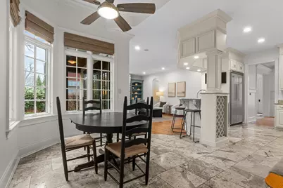 338 E Witchwood Lane, Lake Bluff, IL 60044 - Photo 7