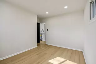 1819 Papoose Rd, Carpentersville, IL 60110 - Photo 13