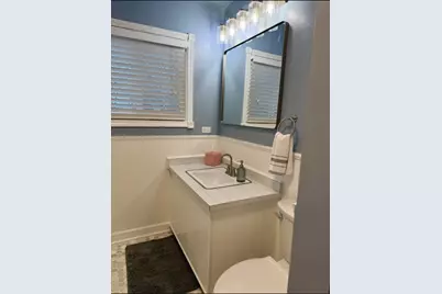 1885 N Newport Road, Hoffman Estates, IL 60169 - Photo 3