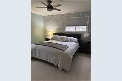 1885 N Newport Road, Hoffman Estates, IL 60169 - Photo 5