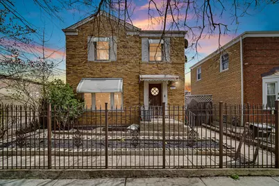 3143 N Kostner Avenue, Chicago, IL 60641 - Photo 1