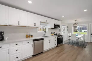 2217 Ruby St, Melrose Park, IL 60164 - Photo 9