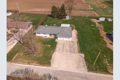 405 W Jeffery Street, Cullom, IL 60929 - Photo 3