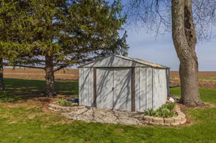 405 W Jeffery St, Cullom, IL 60929 - Photo 39