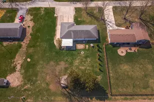 405 W Jeffery St, Cullom, IL 60929 - Photo 41