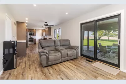 405 W Jeffery Street, Cullom, IL 60929 - Photo 29