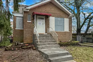 2313 E 92nd St, Chicago, IL 60617 - Photo 5