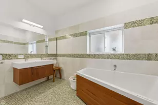 1215 E Madison Park Ave, Chicago, IL 60615 - Photo 17