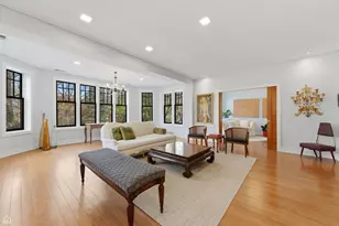 1215 E Madison Park Ave, Chicago, IL 60615 - Photo 3