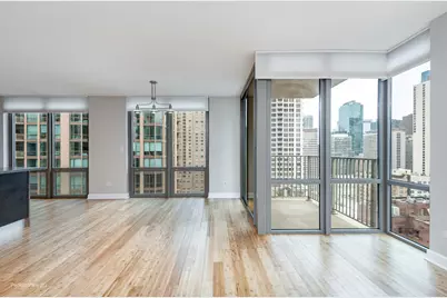2 E Erie Street #2102, Chicago, IL 60611 - Photo 5