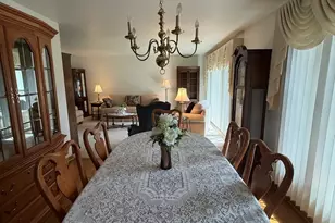 2376 Wyckwood Dr, Aurora, IL 60506 - Photo 9