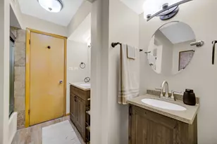 459 E 166th St, South Holland, IL 60473 - Photo 13