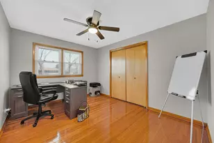 459 E 166th St, South Holland, IL 60473 - Photo 11