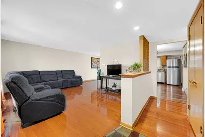 459 E 166th Street, South Holland, IL 60473 - Photo 3