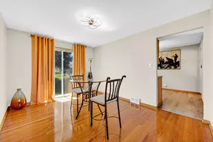 459 E 166th St, South Holland, IL 60473 - Photo 7