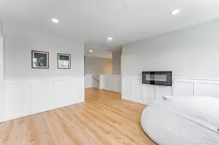 408 Fountain Ave, Elgin, IL 60124 - Photo 9