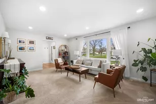 800 Fellows St, Saint Charles, IL 60174 - Photo 3