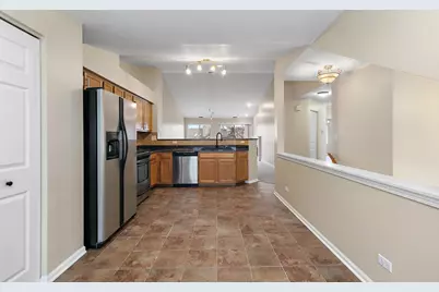 240 Camel Bend Court #0, Schaumburg, IL 60194 - Photo 7