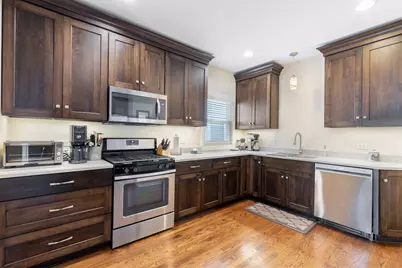 5471 N Parkside Avenue, Chicago, IL 60630 - Photo 7
