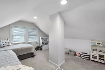5471 N Parkside Avenue, Chicago, IL 60630 - Photo 13