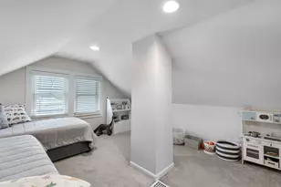 5471 N Parkside Ave, Chicago, IL 60630 - Photo 13