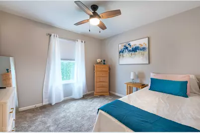 308 Fieldstone Drive, Woodstock, IL 60098 - Photo 17