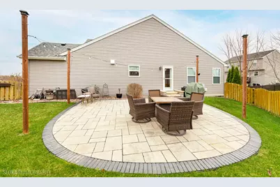 308 Fieldstone Drive, Woodstock, IL 60098 - Photo 25