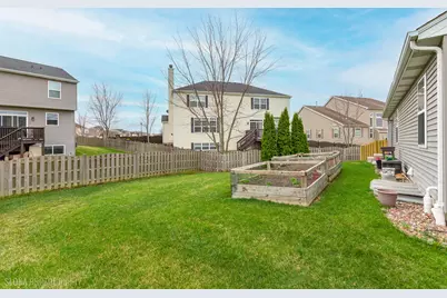 308 Fieldstone Drive, Woodstock, IL 60098 - Photo 29