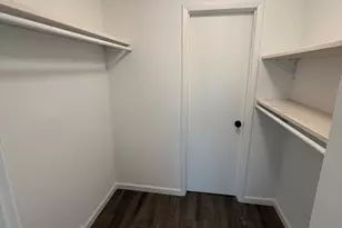 109 Hickory Dr, Lindenhurst, IL 60046 - Photo 23