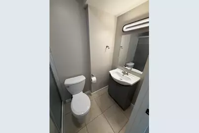 109 Hickory Drive, Lindenhurst, IL 60046 - Photo 17