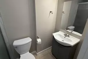 109 Hickory Dr, Lindenhurst, IL 60046 - Photo 17