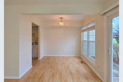 1376 Longacre Lane, Wheeling, IL 60090 - Photo 5