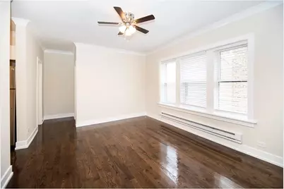 648 W Roscoe Street #2N, Chicago, IL 60657 - Photo 7