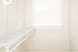 648 W Roscoe St, Chicago, IL 60657 - Photo 11