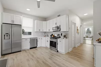 4327 N Avers Avenue, Chicago, IL 60618 - Photo 3